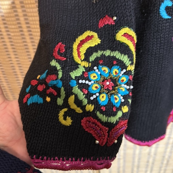 Work in Progress Classics Vintage 1990s Black Floral Knit Cardigan Sweater Large - Picture 9 of 16